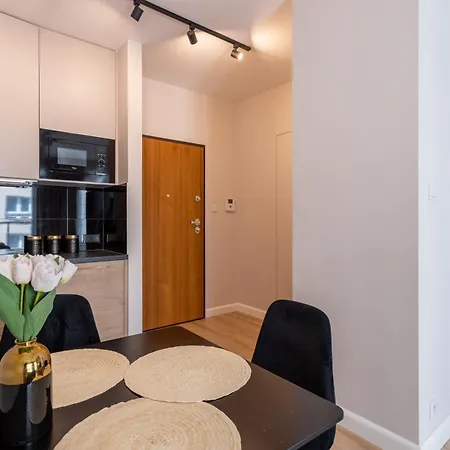Urban Chic - Cozy - Center - Sienna Street ורשה