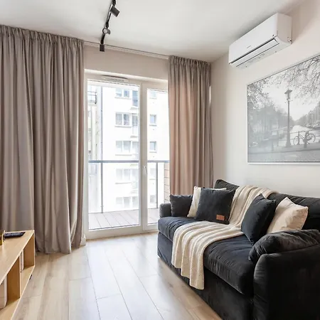 Urban Chic - Cozy - Center - Sienna Street Daire *